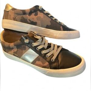 Vintage Havana Camouflage Sneakers with Silver Accents